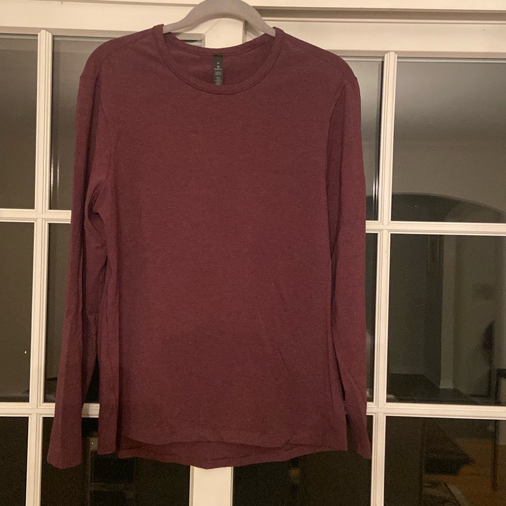 Lululemon Long-Sleeved Crew Neck T Shirt